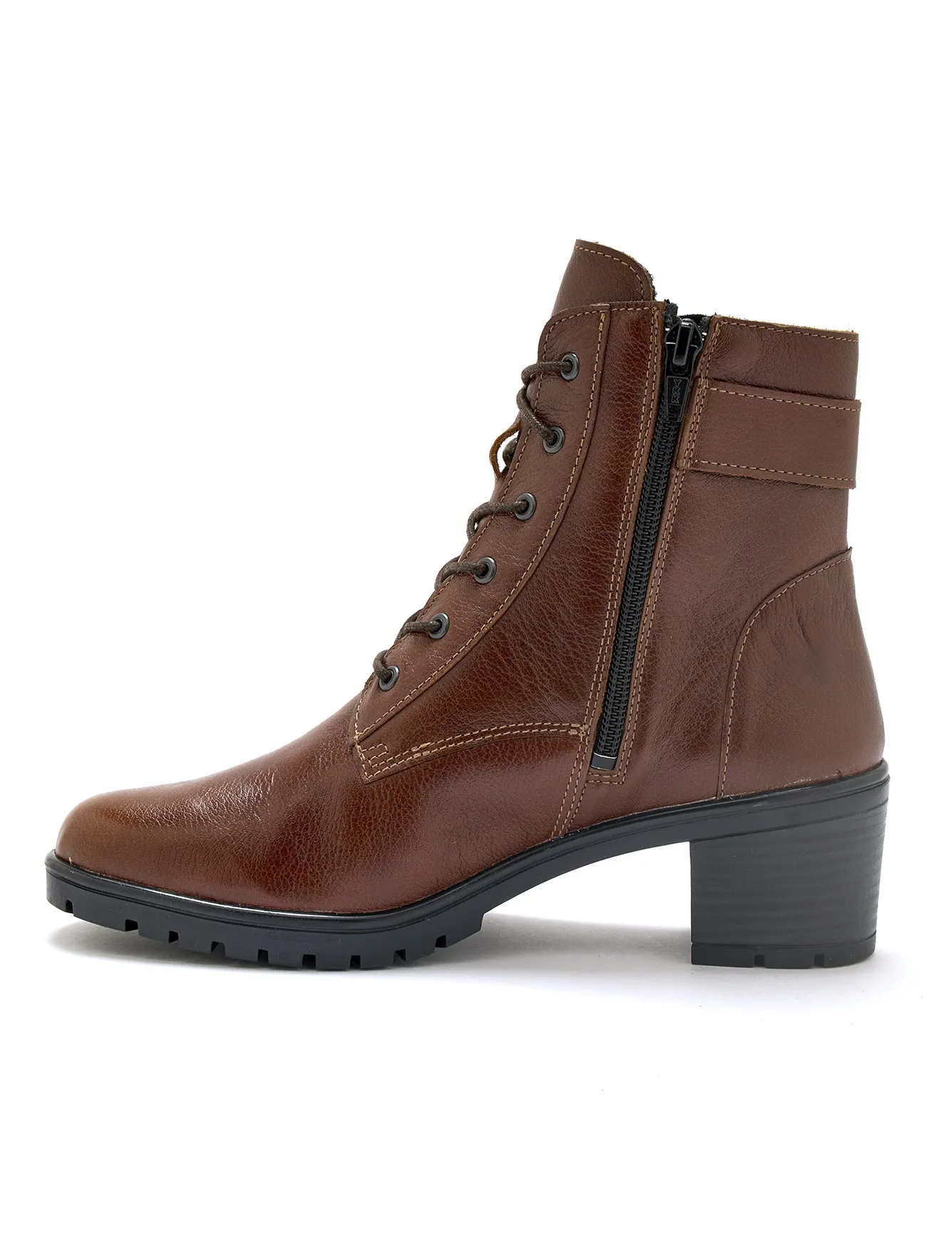 Boots cuir doublées suédine
