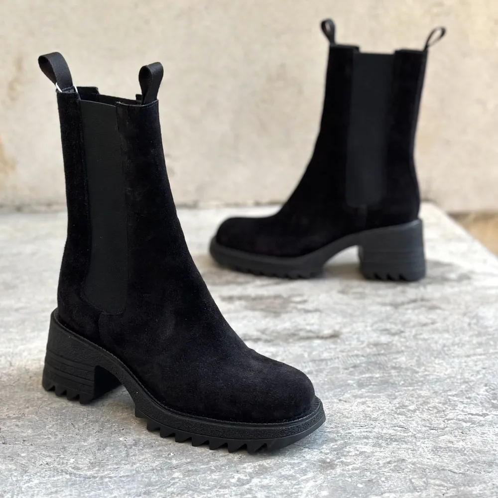 BOTTINES SEMERDJIAN M547M3 NOIR EN DAIM AVEC ELASTIQUE ENFILABLE