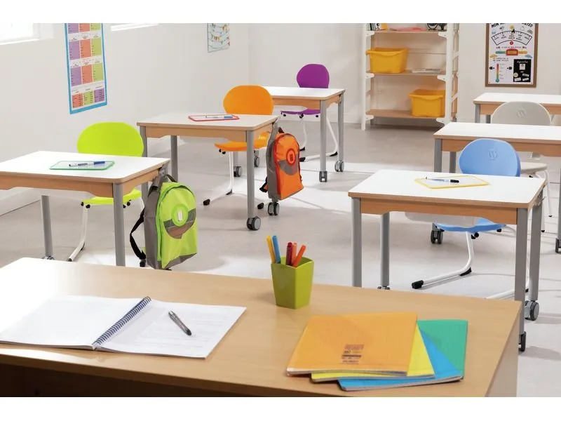 CHAISE COQUE Easy 4 pieds métal