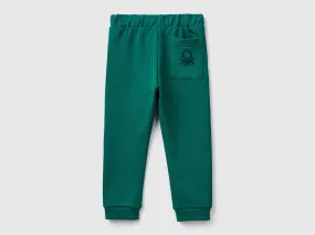 Jogging à petite poche