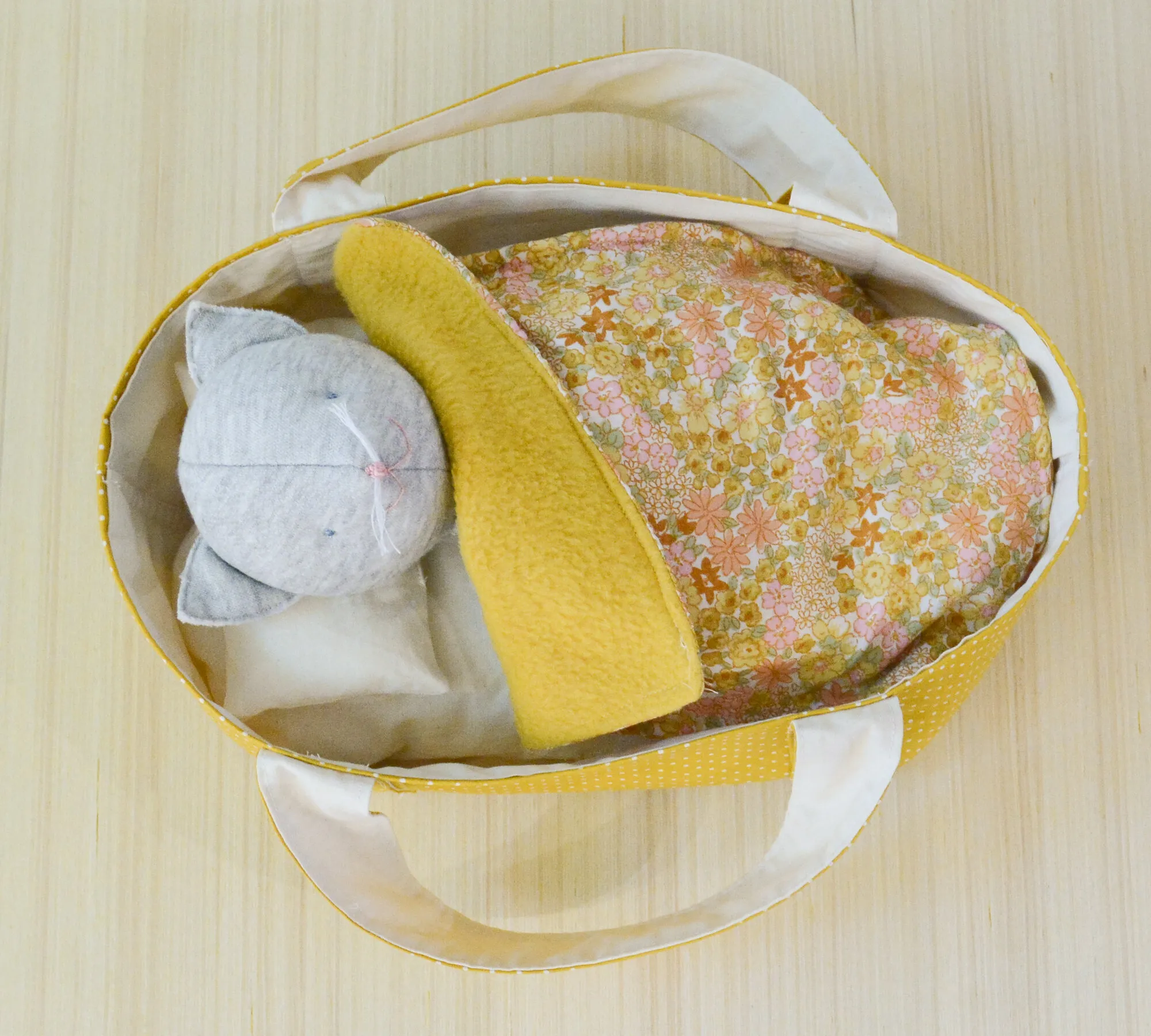 Patron couffin jouet petit lit panier peluche