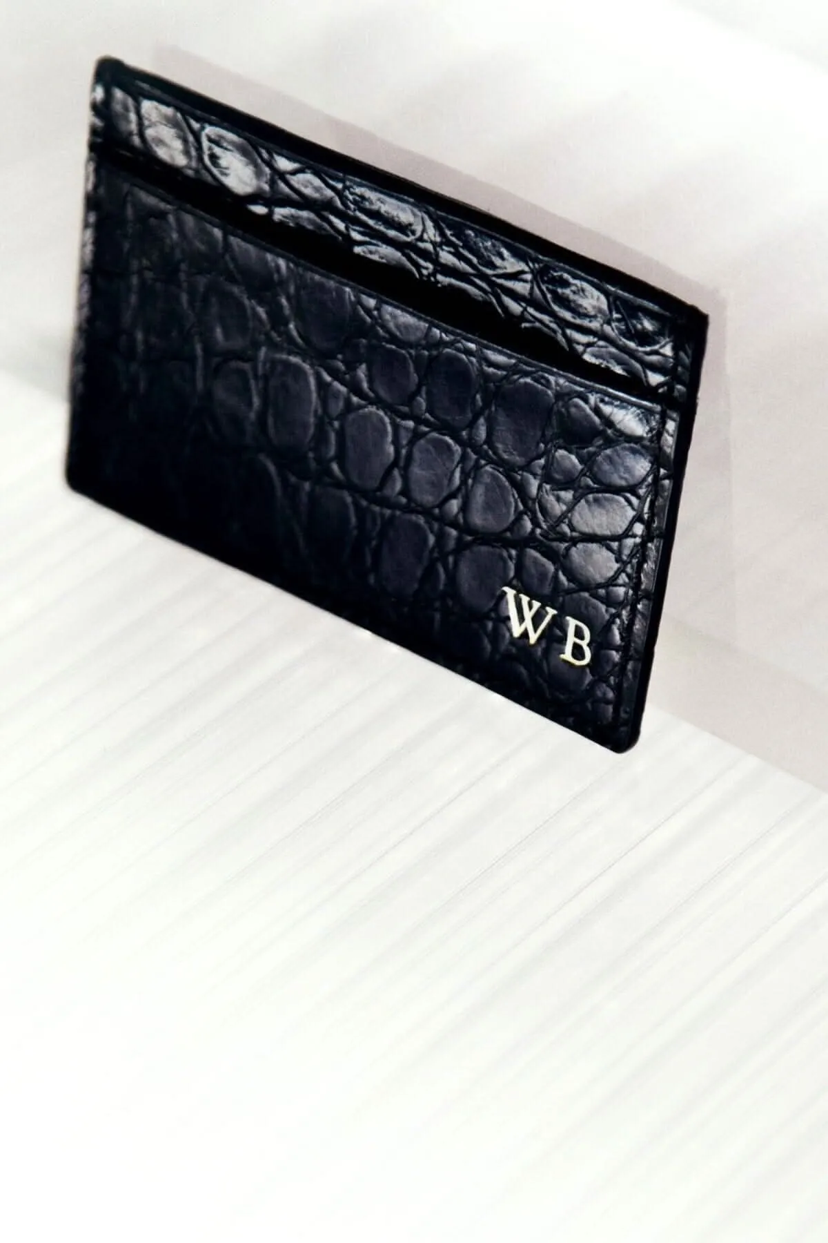 Porte-cartes en crocodile embossé