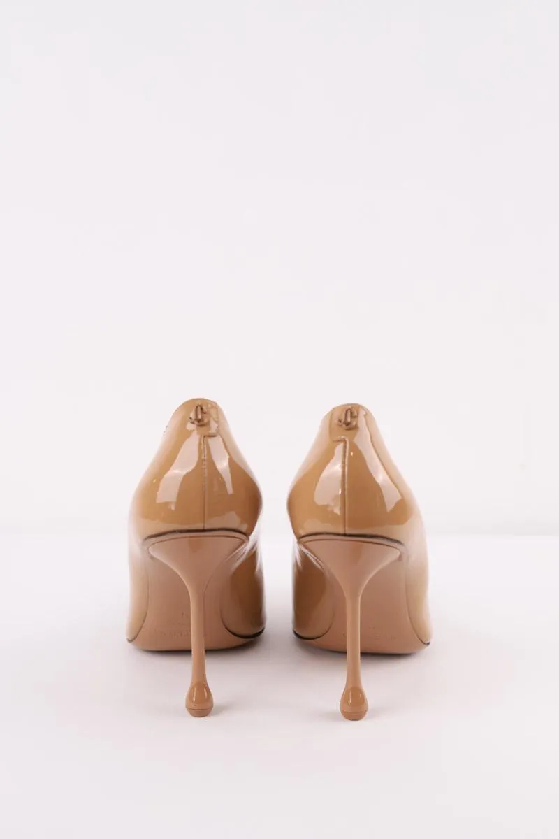 Talons en cuir verni